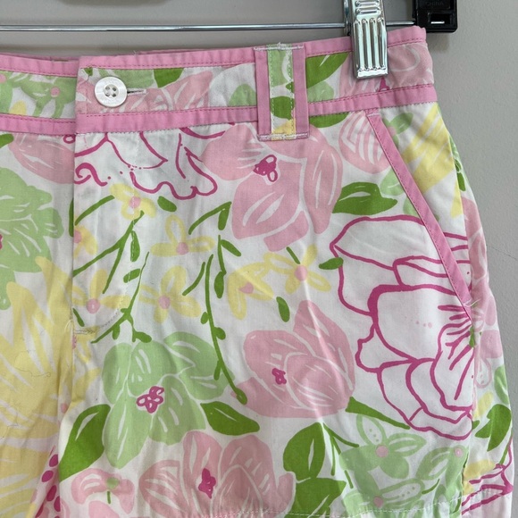 Lilly Pulitzer White Label Girls Pastel Pink/Green Floral Chino Shorts, size 14 - Picture 8 of 8